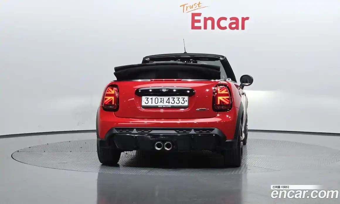 Mini Cooper Convertible 2023 2.0 Автомат в Москве № 206997, фото 17