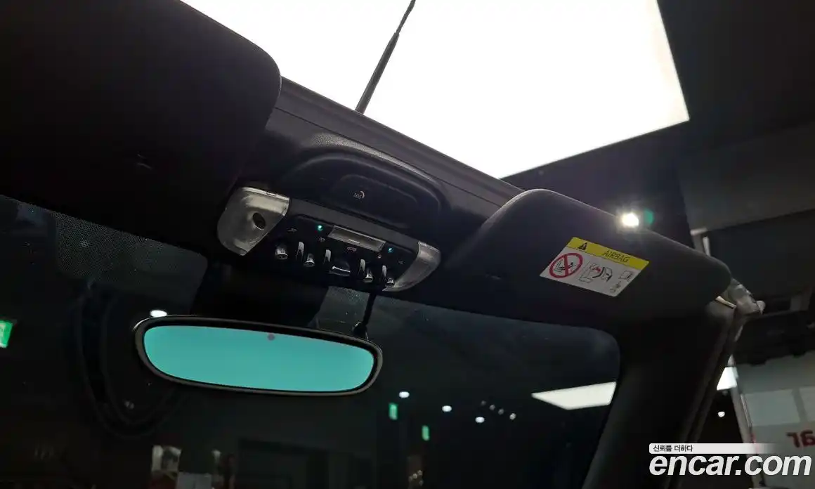 Mini Cooper Convertible 2023 2.0 Автомат в Москве № 206997, фото 20