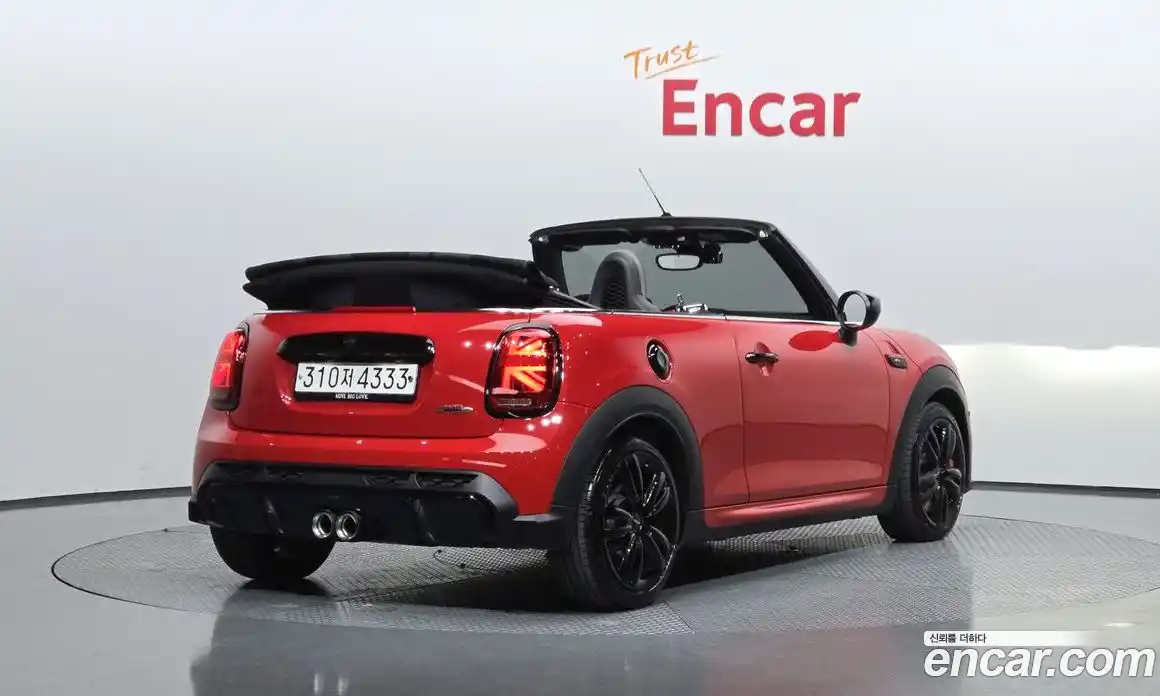 Mini Cooper Convertible 2023 2.0 Автомат в Москве № 206997, фото 8