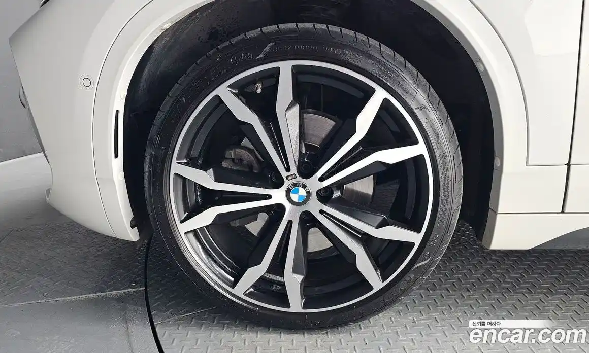 BMW X2 (F39) 2023 2.0 Автомат в Москве № 210574, фото 17