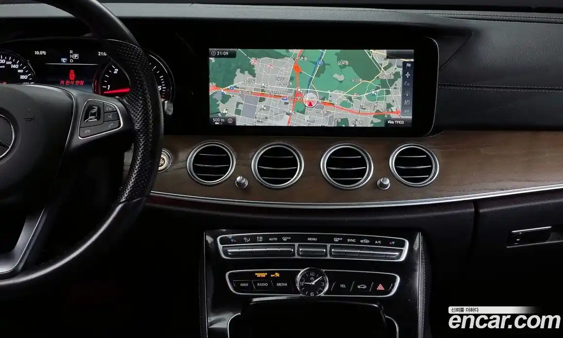 Mercedes-Benz E-Class 2017 1.9 Автомат в Москве № 211919, фото 17