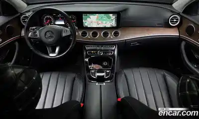 Mercedes-Benz E-Class 2017 1.9 Автомат в Москве № 211919, миниатюра 5
