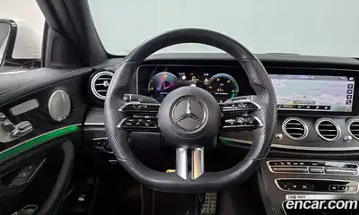 Mercedes-Benz E-Class, 2022