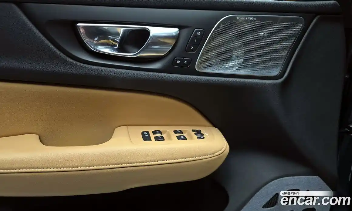 Volvo V60 2021 2.0 Автомат в Москве № 212844, фото 10