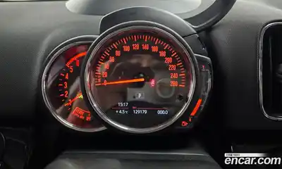 Mini Countryman 2018 2.0 Автомат в Москве № 214333, миниатюра 2