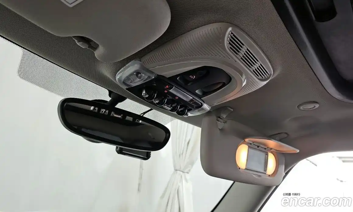 Mini Cooper 2019 1.5 Автомат в Москве № 214393, фото 13