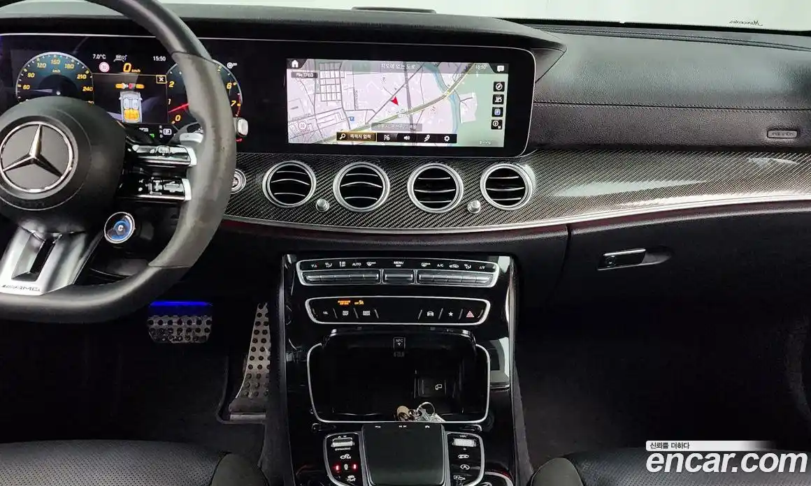 Mercedes-Benz E-Class 2022 3.0 Автомат в Москве № 220246, фото 10