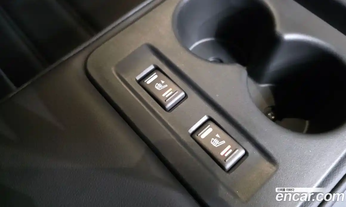 Renault SM6 2021 1.3 Автомат в Москве № 220924, фото 12