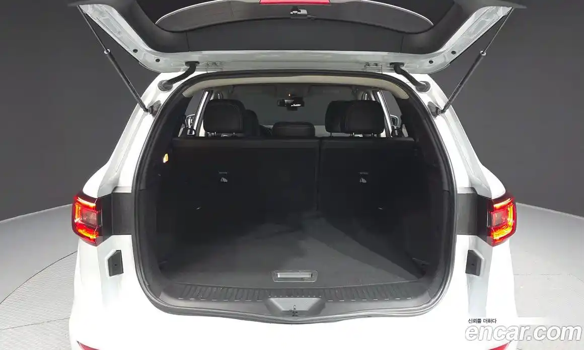 Renault QM6 2019 2.0 Автомат в Москве № 220942, фото 1