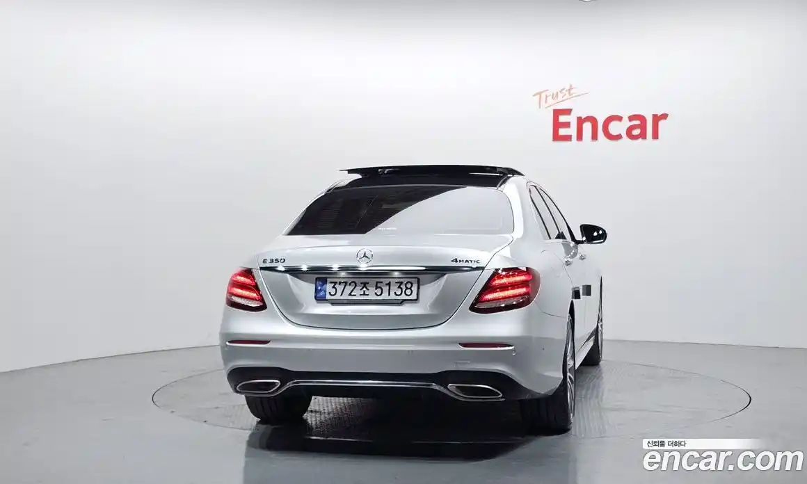 Mercedes-Benz E-Class 2020 2.0 Автомат в Москве № 223851, фото 11