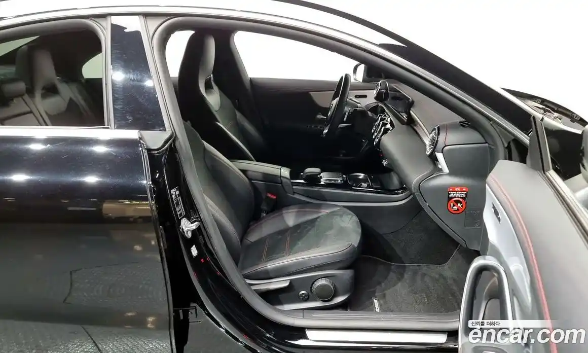 Mercedes-Benz CLA-Class 2022 2.0 Автомат в Москве № 224683, фото 17