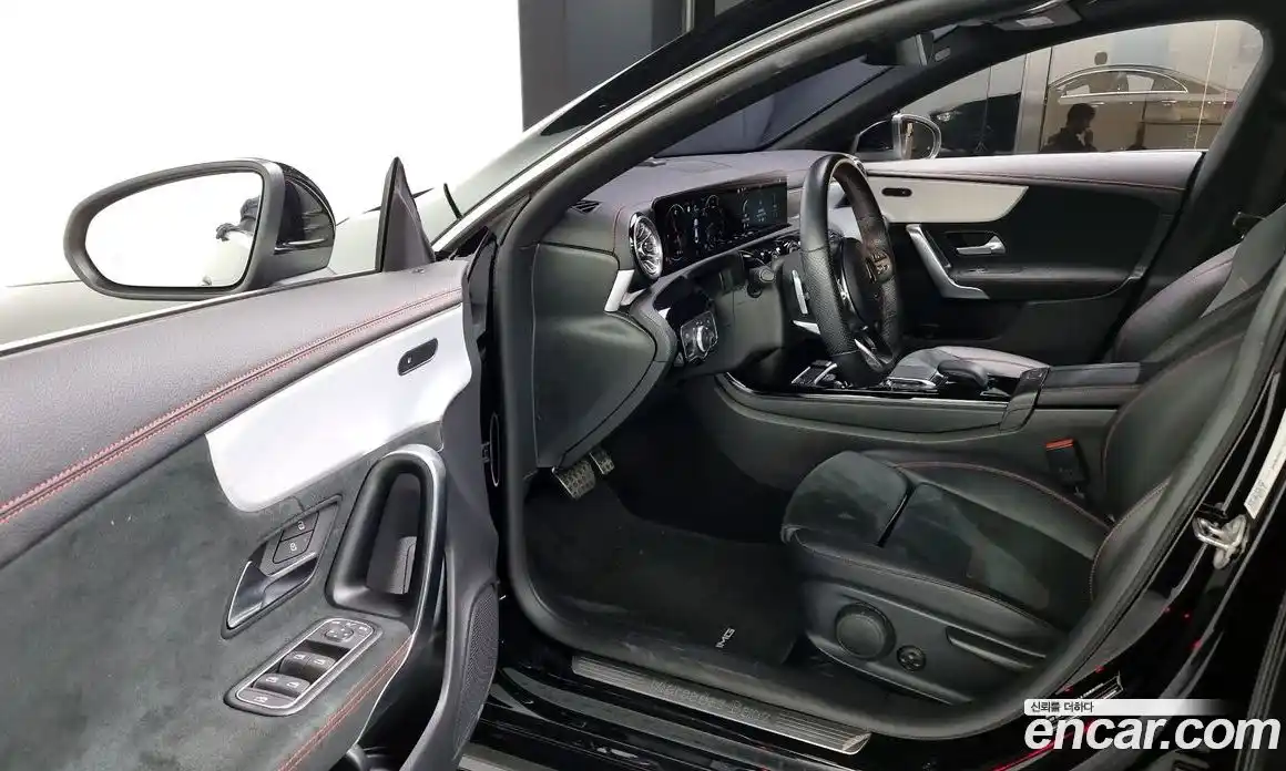 Mercedes-Benz CLA-Class 2022 2.0 Автомат в Москве № 224683, фото 10