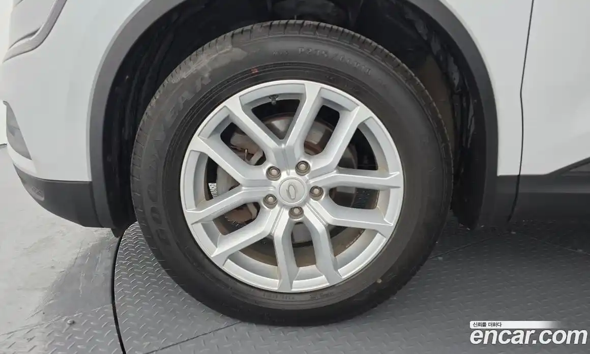 Renault QM6 2017 2.0 Автомат в Москве № 226914, фото 13