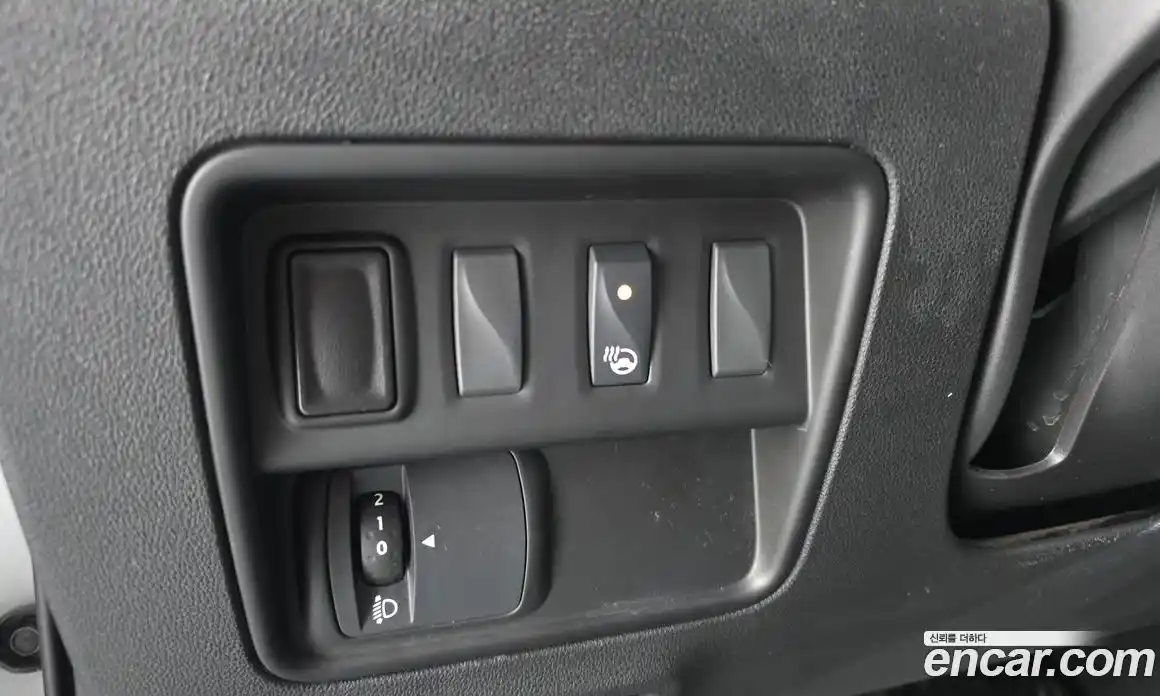 Renault QM6 2017 2.0 Автомат в Москве № 226914, фото 16