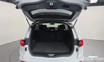 Renault QM6 2017 2.0 Автомат в Москве № 226914, миниатюра 3