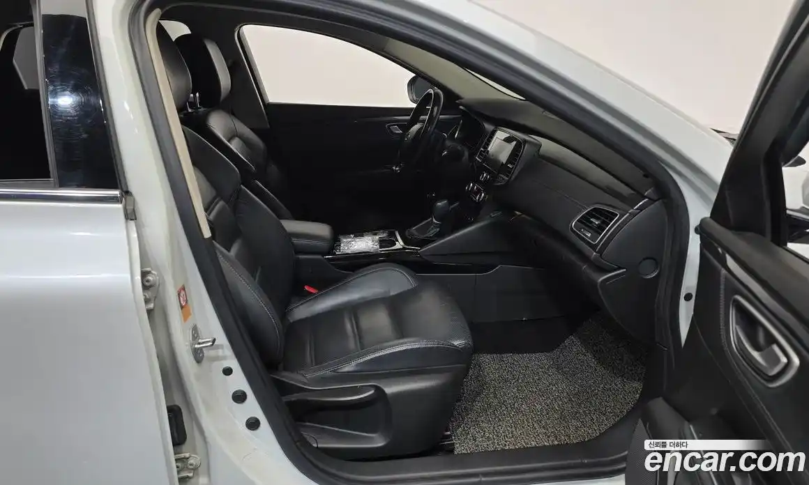 Renault SM6 2016 1.5 Автомат в Москве № 226919, фото 15