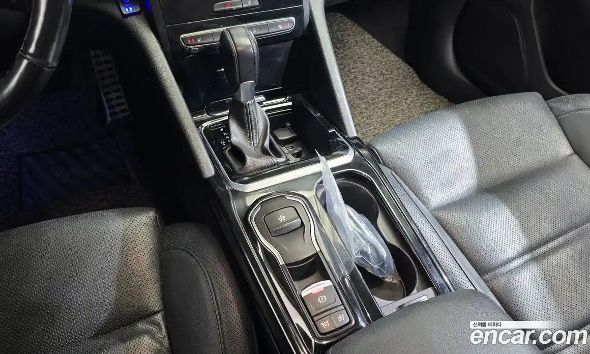 Renault SM6 2016 1.5 Автомат в Москве № 226919, фото 16