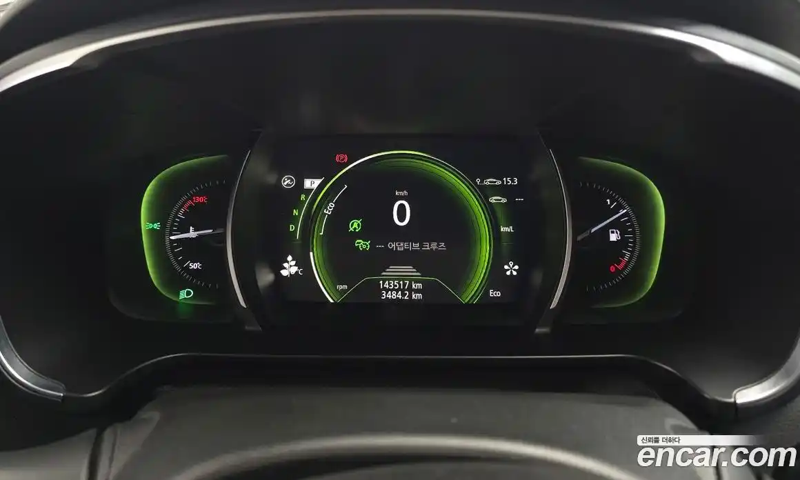 Renault SM6 2016 1.5 Автомат в Москве № 226919, фото 17