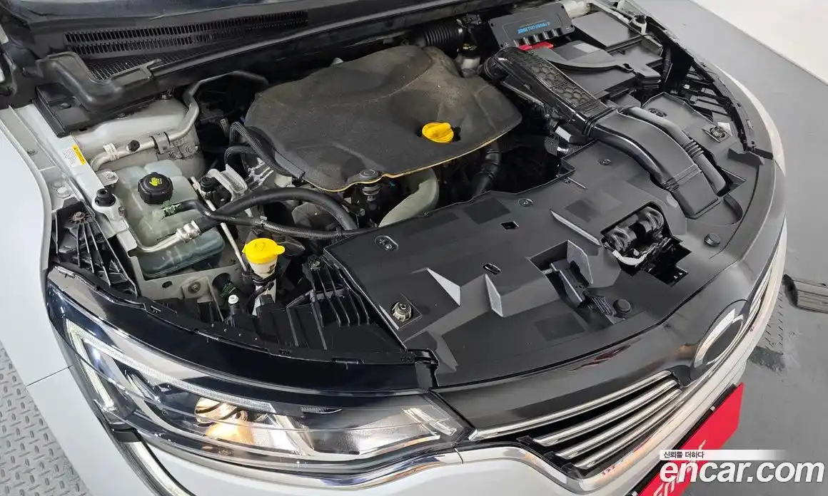 Renault SM6 2016 1.5 Автомат в Москве № 226919, фото 4