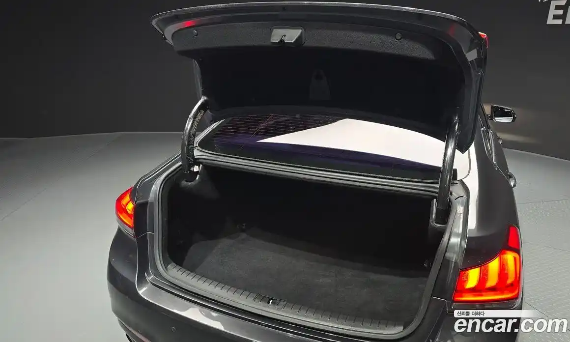 Genesis G80 2018 2.2 Автомат в Москве № 22711, фото 9