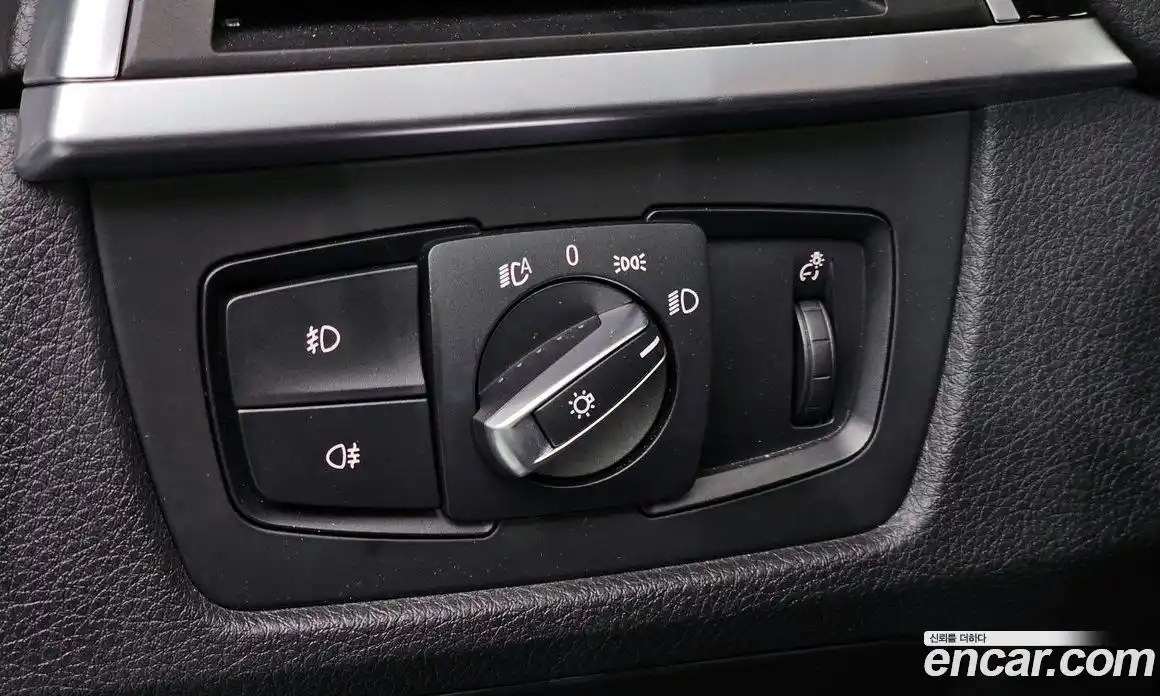 BMW 3-Series 2016 2.0 Автомат в Москве № 229308, фото 9