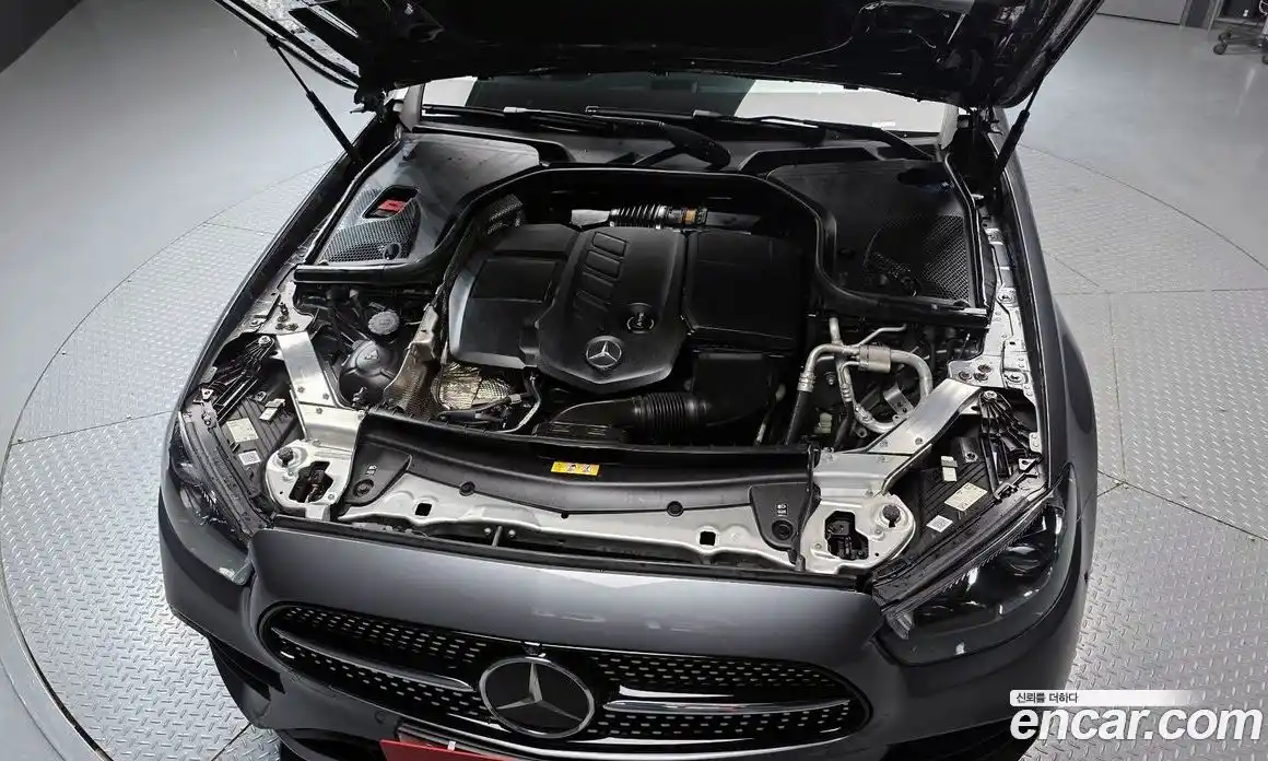 Mercedes-Benz E-Class 2021 1.9 Автомат в Москве № 229495, фото 13