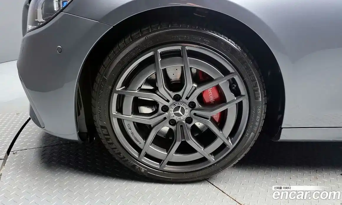 Mercedes-Benz E-Class 2021 1.9 Автомат в Москве № 229495, фото 2