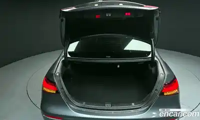 Mercedes-Benz E-Class 2021 1.9 Автомат в Москве № 229495, миниатюра 3