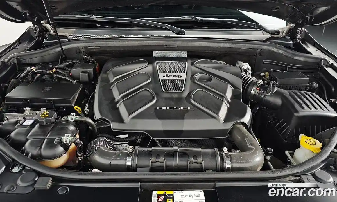 Jeep Cherokee 2018 3.0 Автомат в Москве № 232603, фото 19