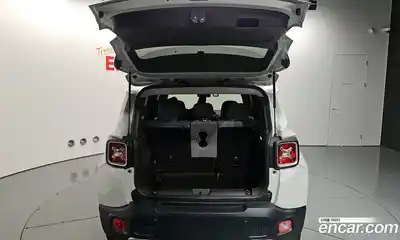 Jeep Renegade 2016 2.0 Автомат в Москве № 232725, миниатюра 7