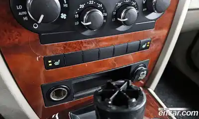 Jeep Commander 2008 3.0 Автомат в Москве № 232791, миниатюра 5