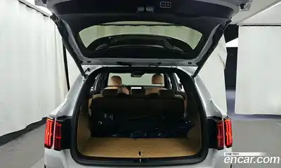 Kia Sorento 2023 1.6 Автомат в Москве № 248783, миниатюра 3