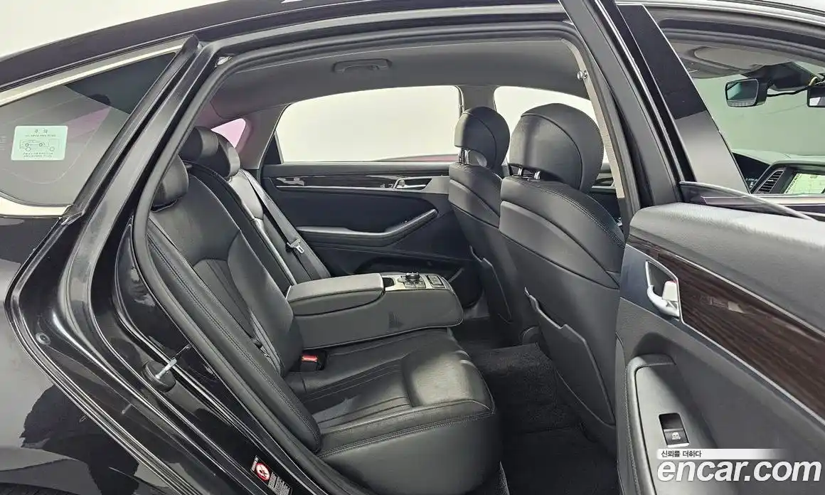 Genesis G80 2018 3.3 Автомат в Москве № 26034, фото 10