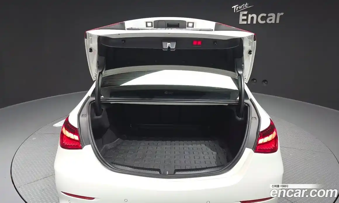 Mercedes-Benz C-Class 2022 2.0 Автомат в Москве № 288117, фото 18