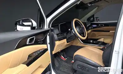 Kia Canival 2023 3.5 Автомат в Москве № 288412, миниатюра 5