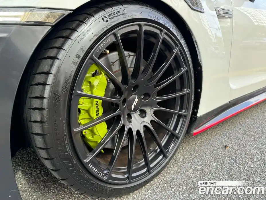 Nissan GT-R 2013 3.8 Робот в Москве № 294409, фото 4