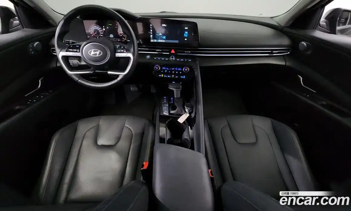 Hyundai Avante 2025 1.6 Автомат в Москве № 300998, фото 12