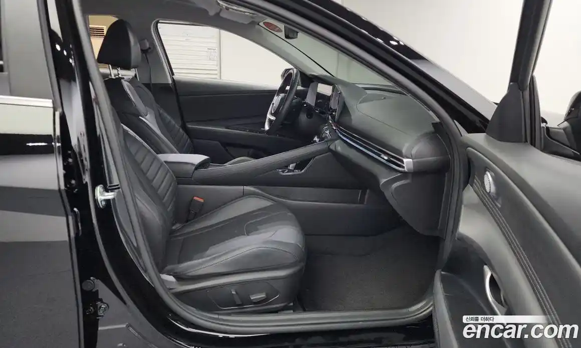 Hyundai Avante 2025 1.6 Автомат в Москве № 300998, фото 6