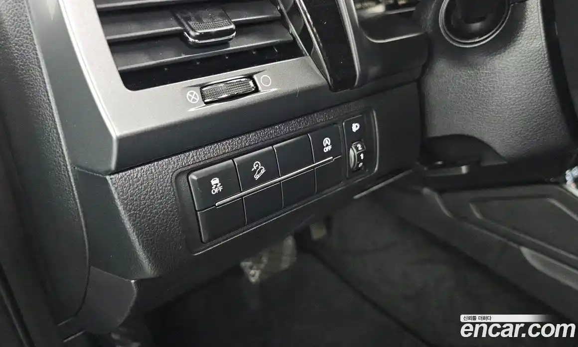 SsangYong Rexton 2023 2.2 Автомат в Москве № 31006, фото 4