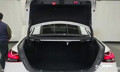 Mercedes-Benz E-Class 2021 1.9 Автомат в Москве № 311417, миниатюра 8