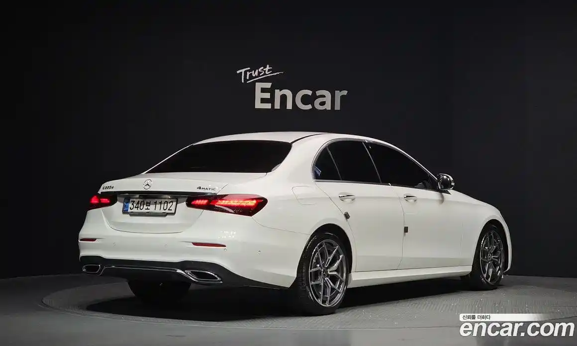 Mercedes-Benz E-Class 2021 1.9 Автомат в Москве № 311417, фото 9