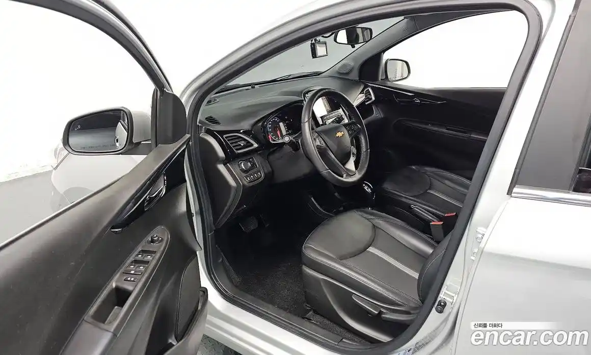 Chevrolet Spark 2019 1.0 Автомат в Москве № 314107, фото 12