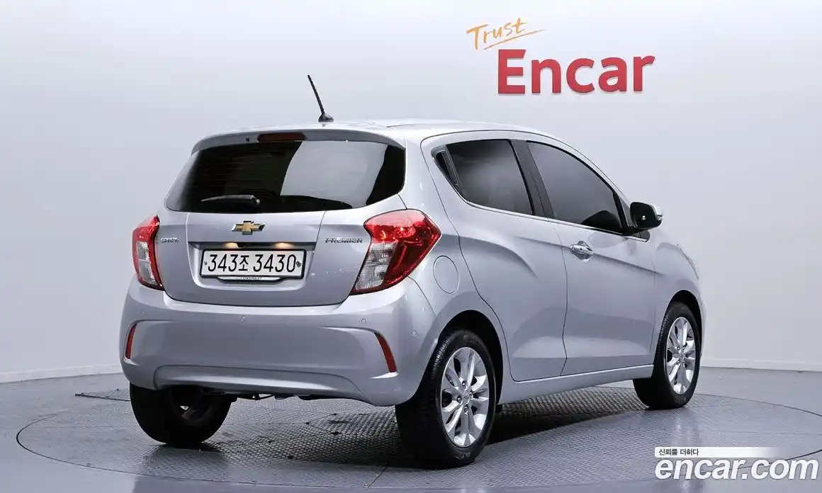 Chevrolet Spark 2019 1.0 Автомат в Москве № 314107, фото 2