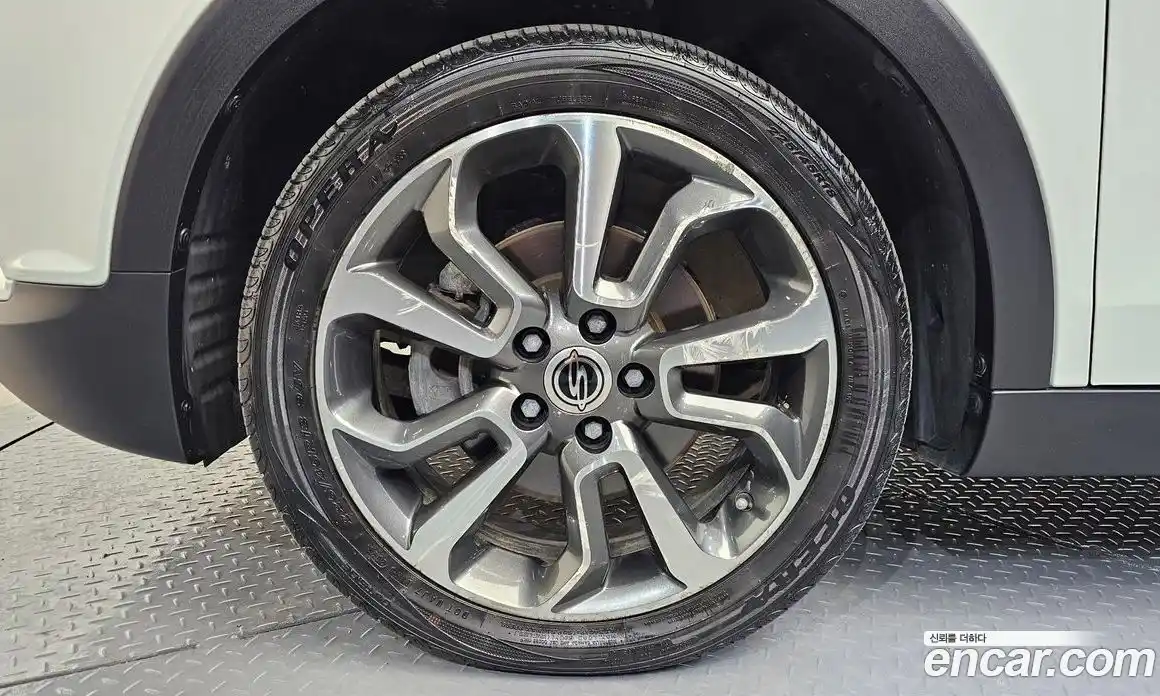 SsangYong TIBOLI 2016 1.6 Автомат в Москве № 31811, фото 7