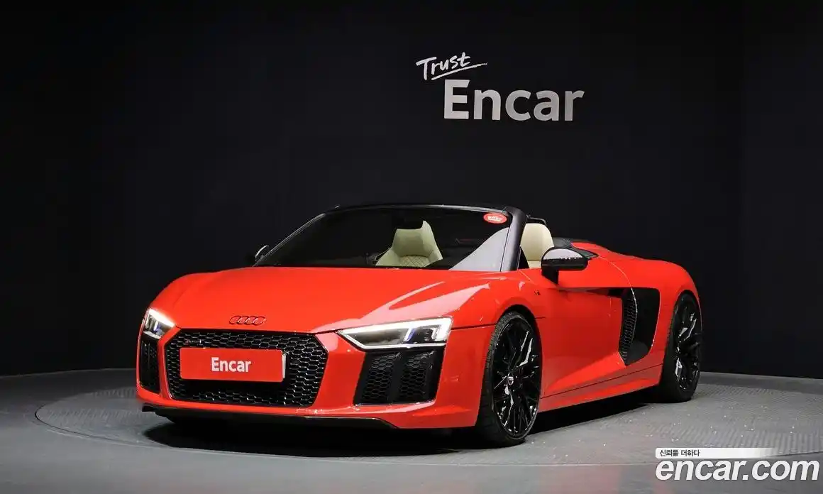 Audi R8 2017 5.2 Автомат в Москве № 325367, фото 19