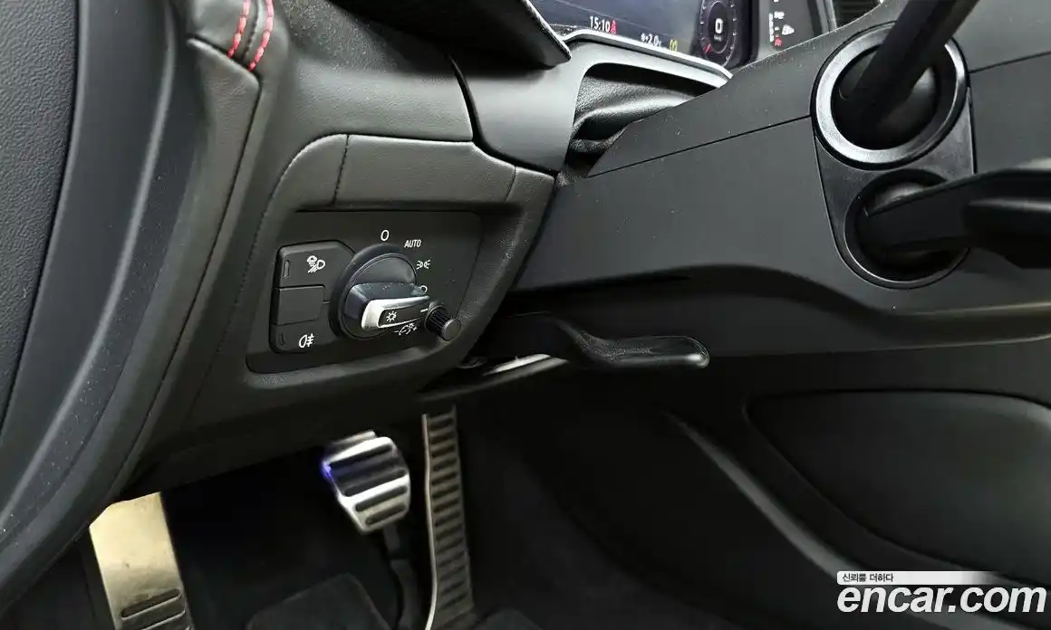 Audi R8 2017 5.2 Автомат в Москве № 325367, фото 20