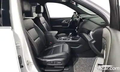 Chevrolet Traverse 2023 3.6 Автомат в Москве № 34853, миниатюра 3