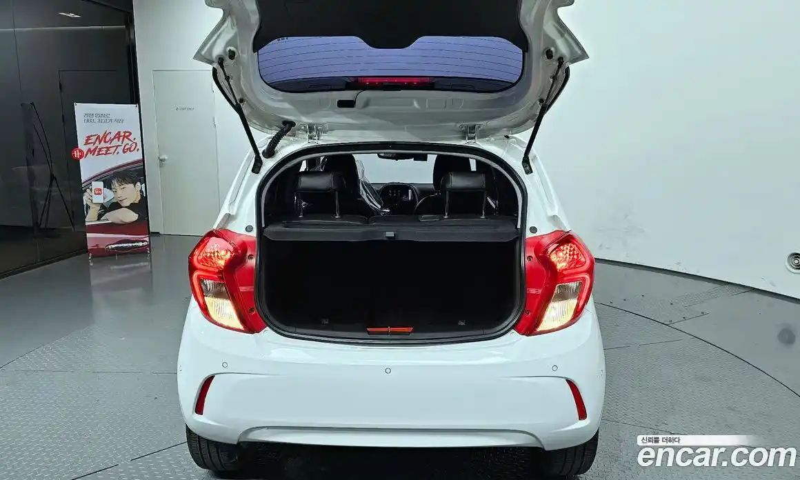 Chevrolet Spark 2016 1.0 Автомат в Москве № 36649, фото 12