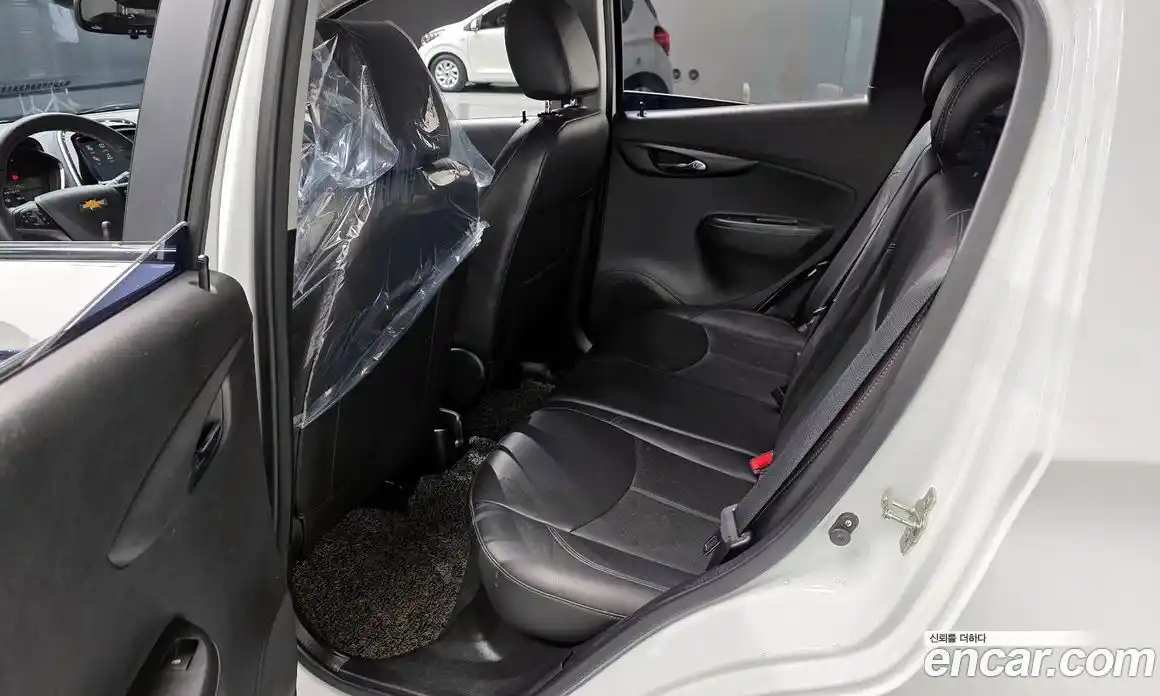 Chevrolet Spark 2016 1.0 Автомат в Москве № 36649, фото 4