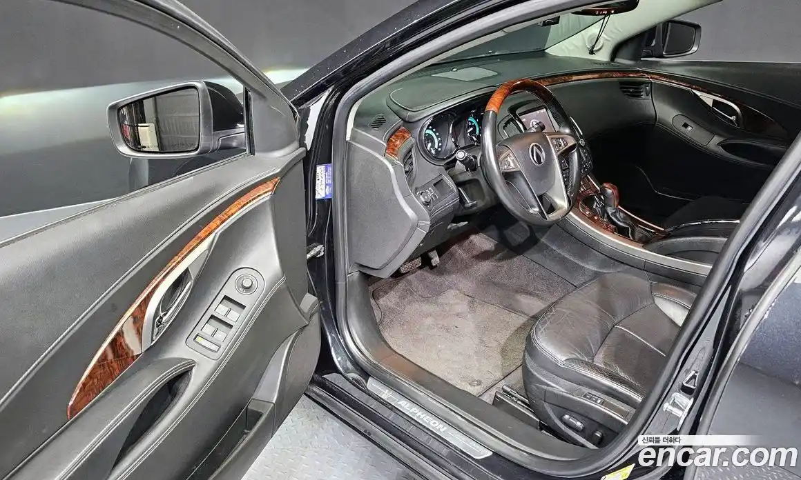 Chevrolet Alpheon 2015 2.4 Автомат в Москве № 36821, фото 17